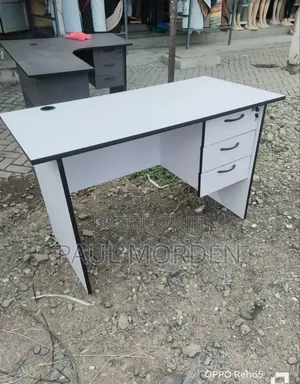 White Office Computer Table With Drawers