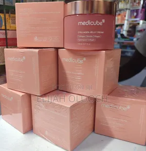 Medicube Collagen Jelly Cream With Niacinamide and Squalane