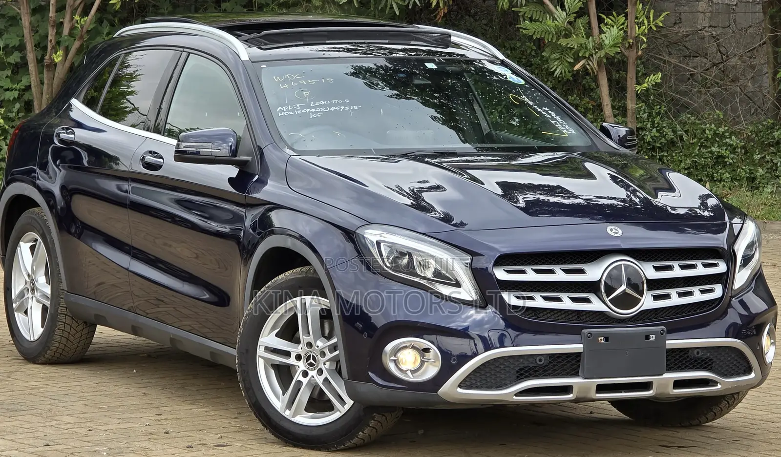 Mercedes-Benz GLA-Class 2018 Blue