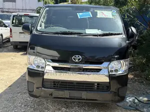 Toyota HiAce 2019 Black
