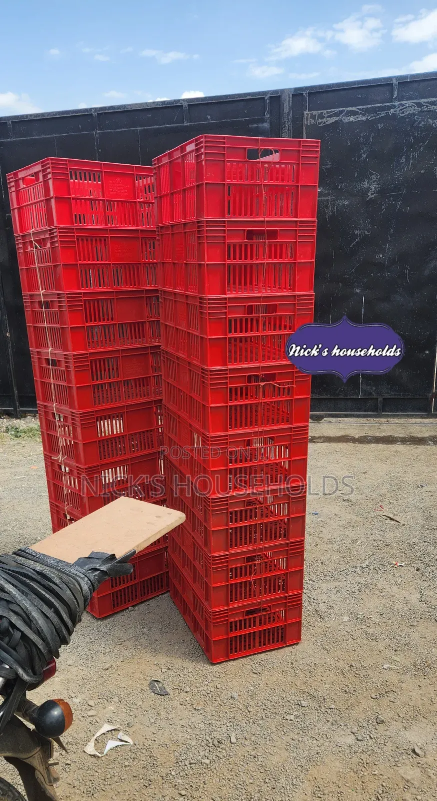 240 Polystack, Plastic Cates