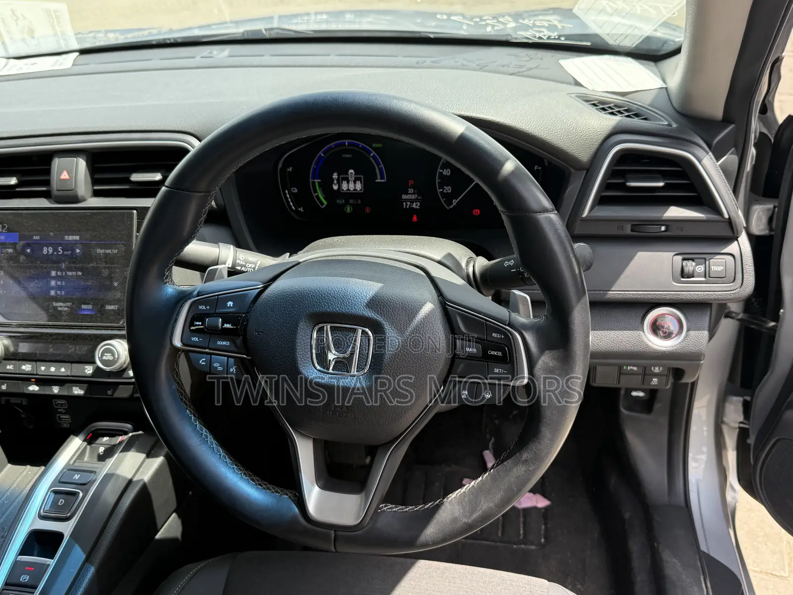 Honda Insight LX 2019 Silver