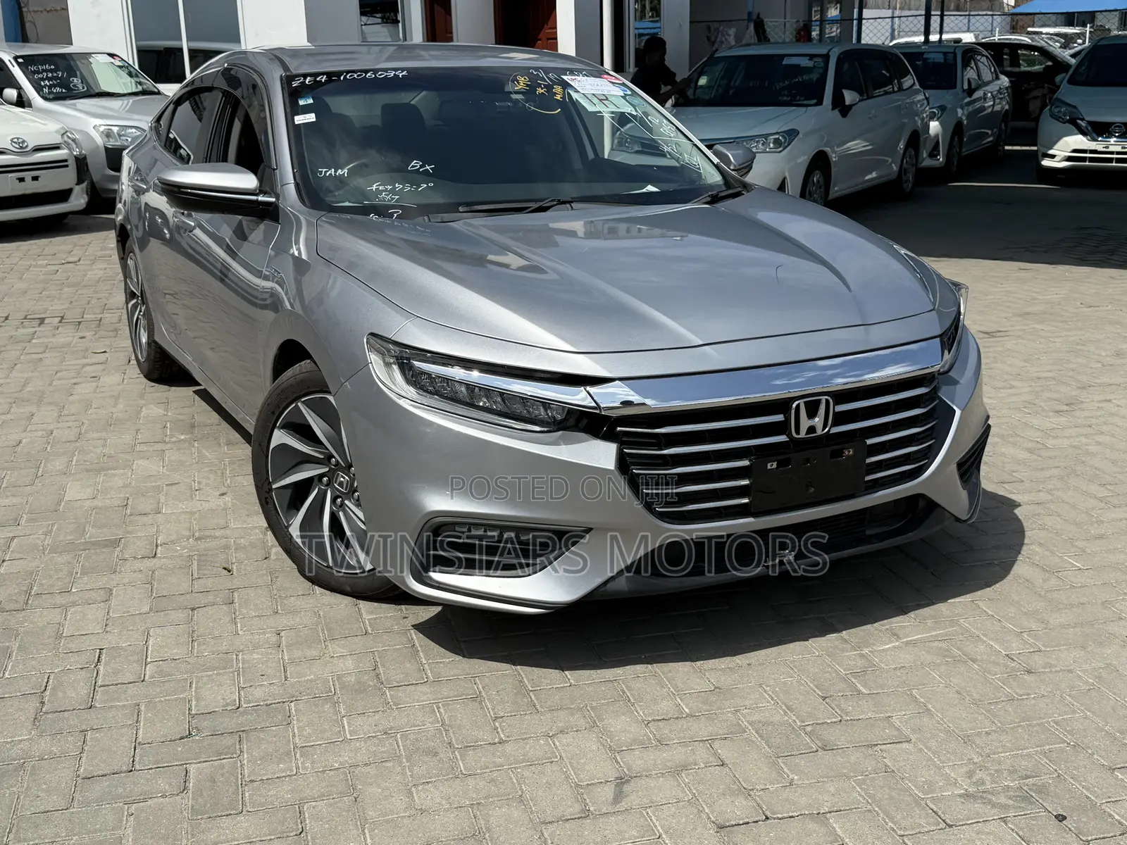 Honda Insight LX 2019 Silver