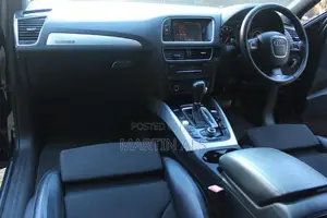 Audi Q5 2011 Black