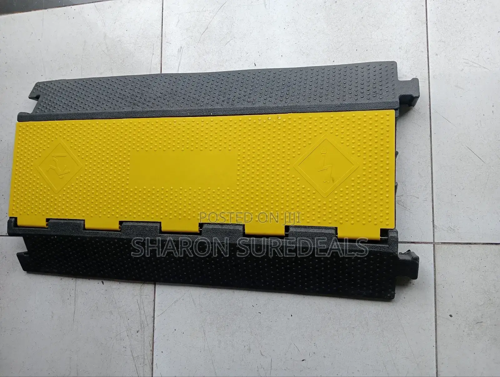 Cable Protector/Channel 3 Way