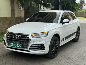 Audi Q5 2.0T Tech Premium AWD quattro 2018 White