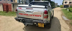 Toyota Hilux 2016 Silver