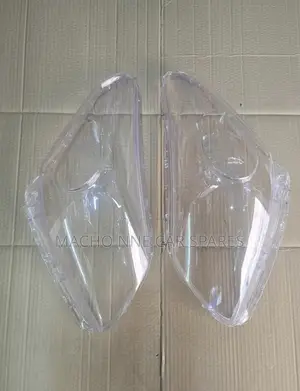 Toyota Ist 2015 Headlight Lens