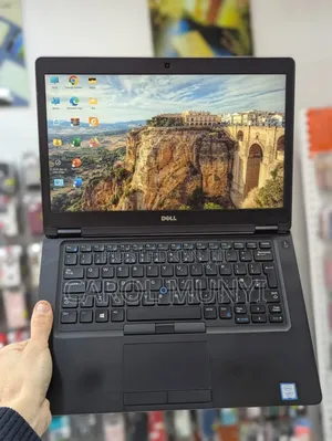 New Laptop Dell Latitude 5580 8GB Intel Core I5 SSD 256GB