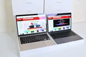 Laptop Apple MacBook Air 2022 M2 16GB Apple M2 SSD 256GB