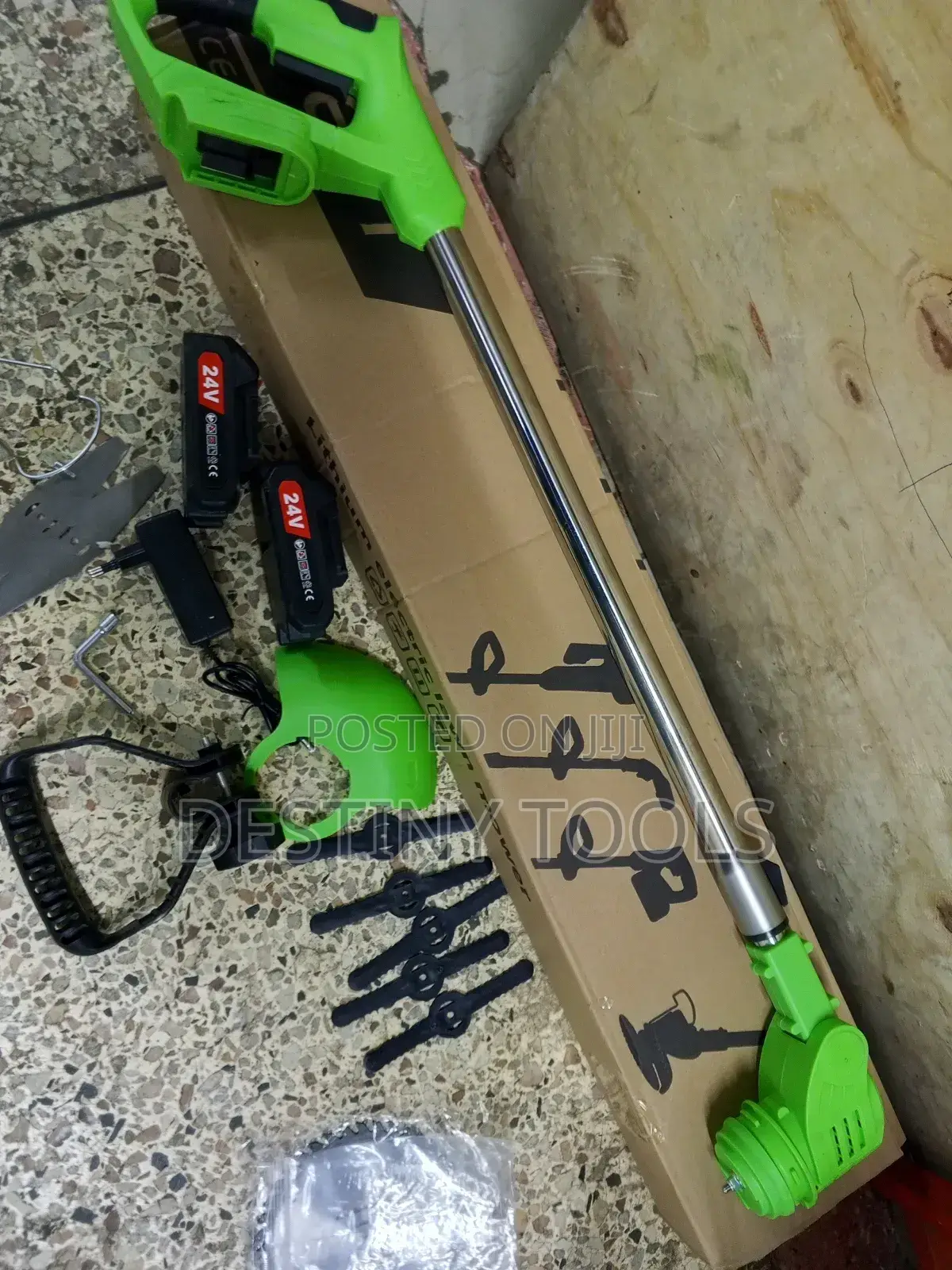Cordless Brush Cutter/Brush Cutter