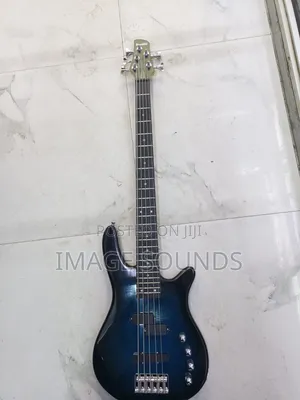 Electric Bass Guitar . 5strings