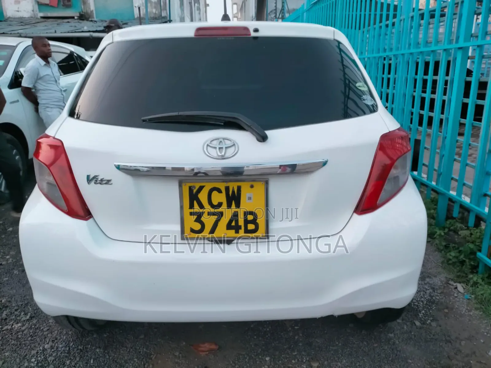 Toyota Vitz 2012 White