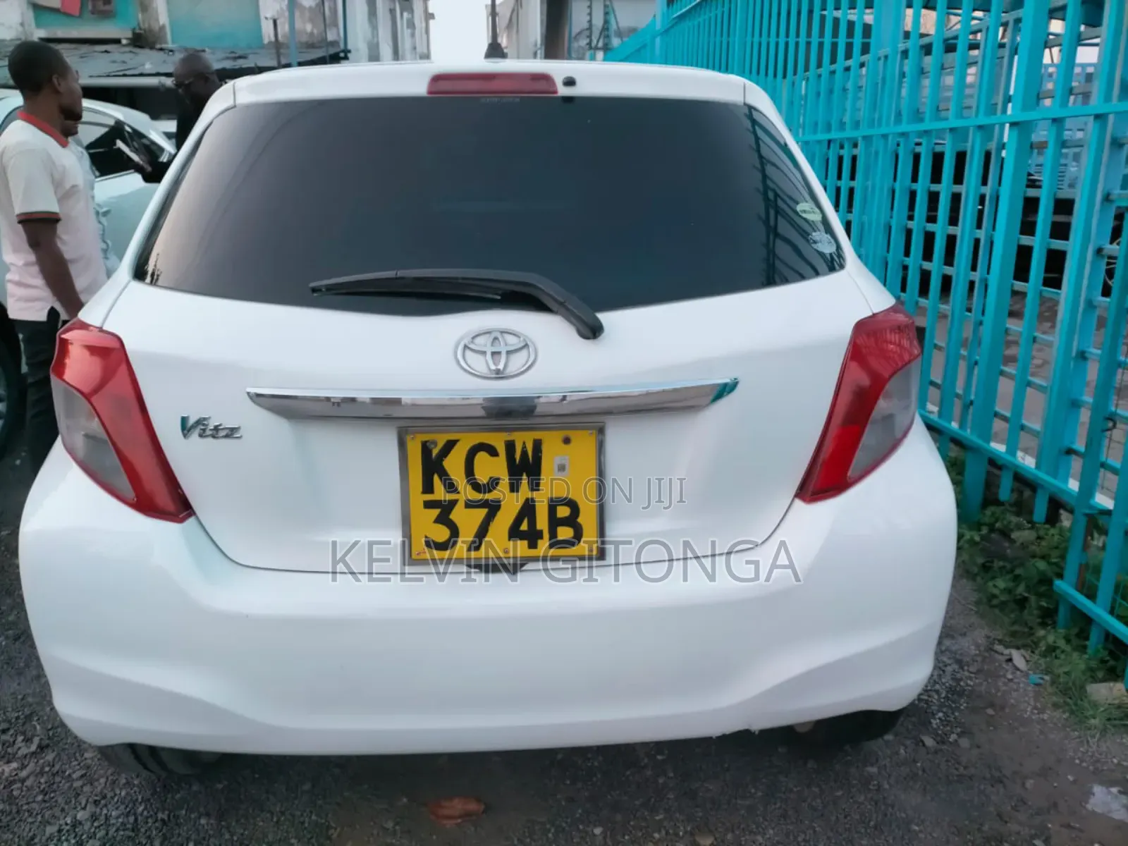 Toyota Vitz 2012 White