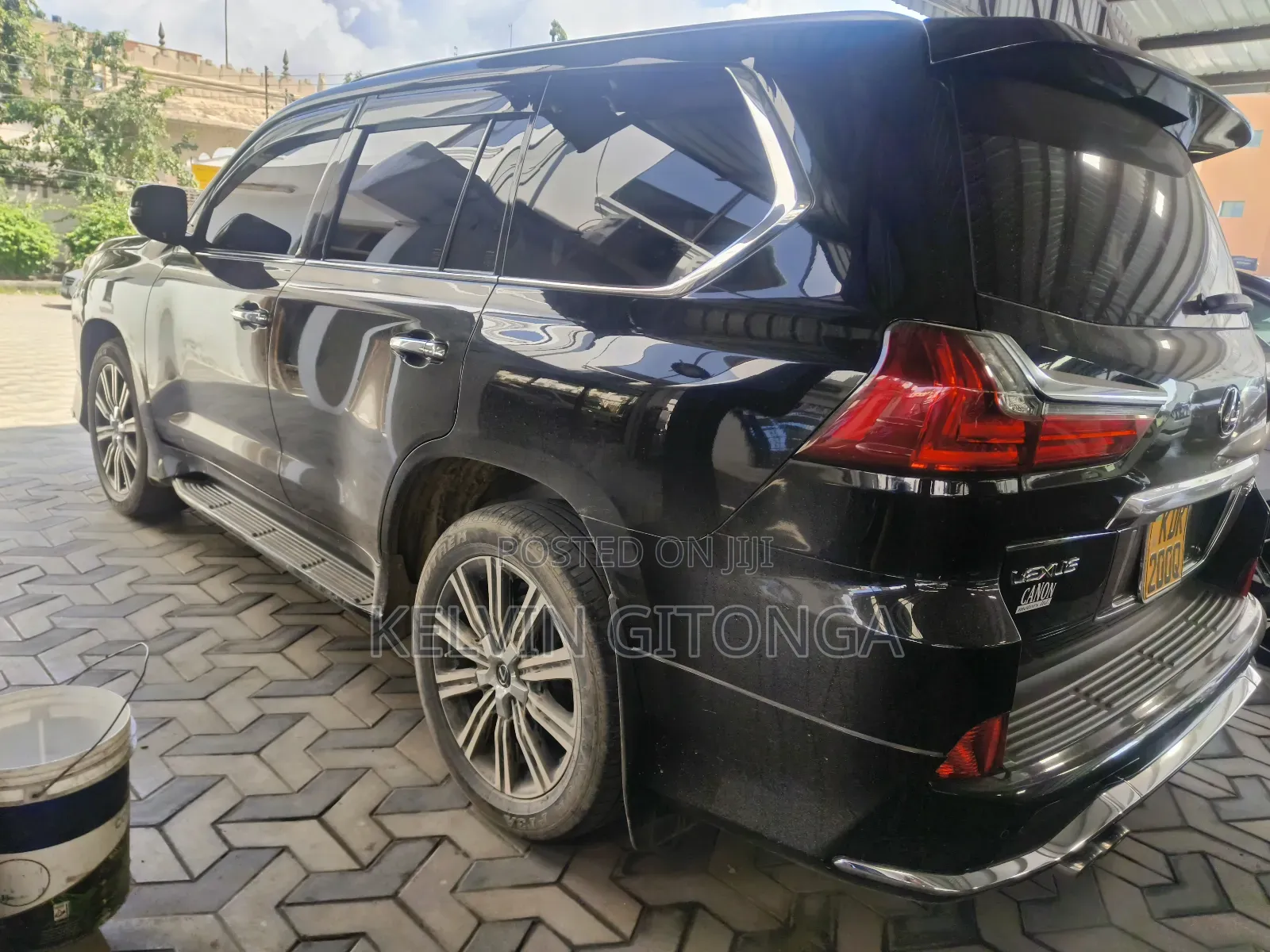 Lexus LX 2018 Black