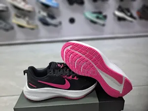 Ladies Nike Airzoom Black/Pink Size 36-40