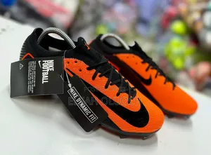 Nike Air Zoom Black Orange Boots Sizes 40-45