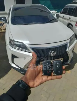 Lexus Rx300 Key Duplication Experts 