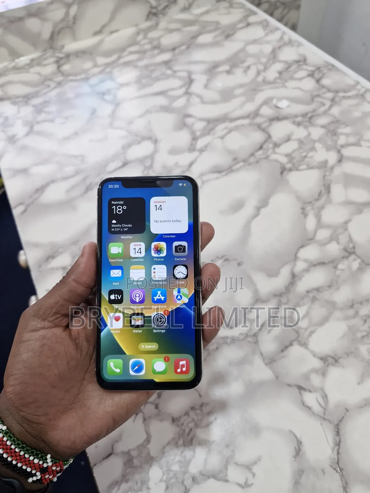 Apple iPhone X 64 GB White