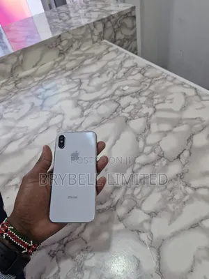 Apple iPhone X 64 GB White