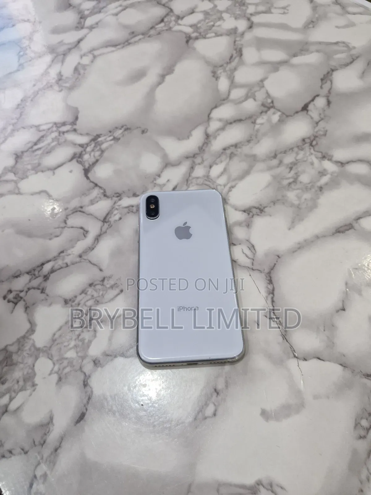 Apple iPhone X 64 GB White