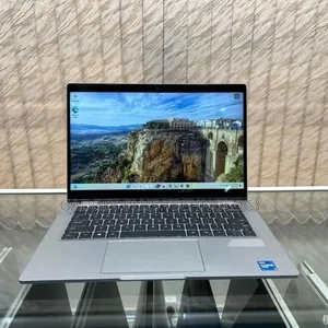 Laptop Dell Latitude 5320 16GB Intel Core I7 SSD 512GB