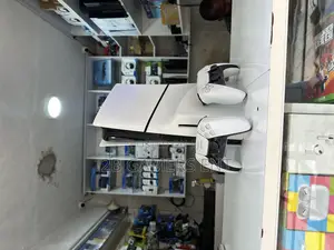 Ps5 Slim, 2 Pads, All Like New