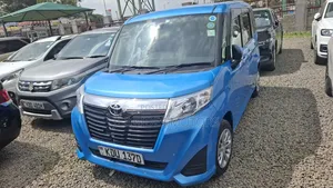 Toyota Roomy 1.0 FWD 2019 Blue