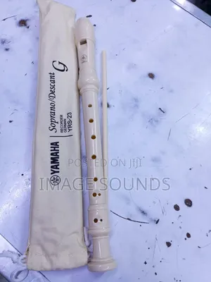 Yamaha Saprano/ Descant Recorder German