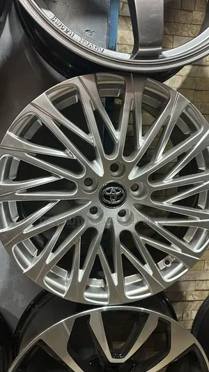 Toyota Harrier 19 Inch Rims Set