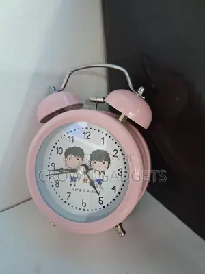 Silent Analog Clock – Alarm With Sweeping Hands