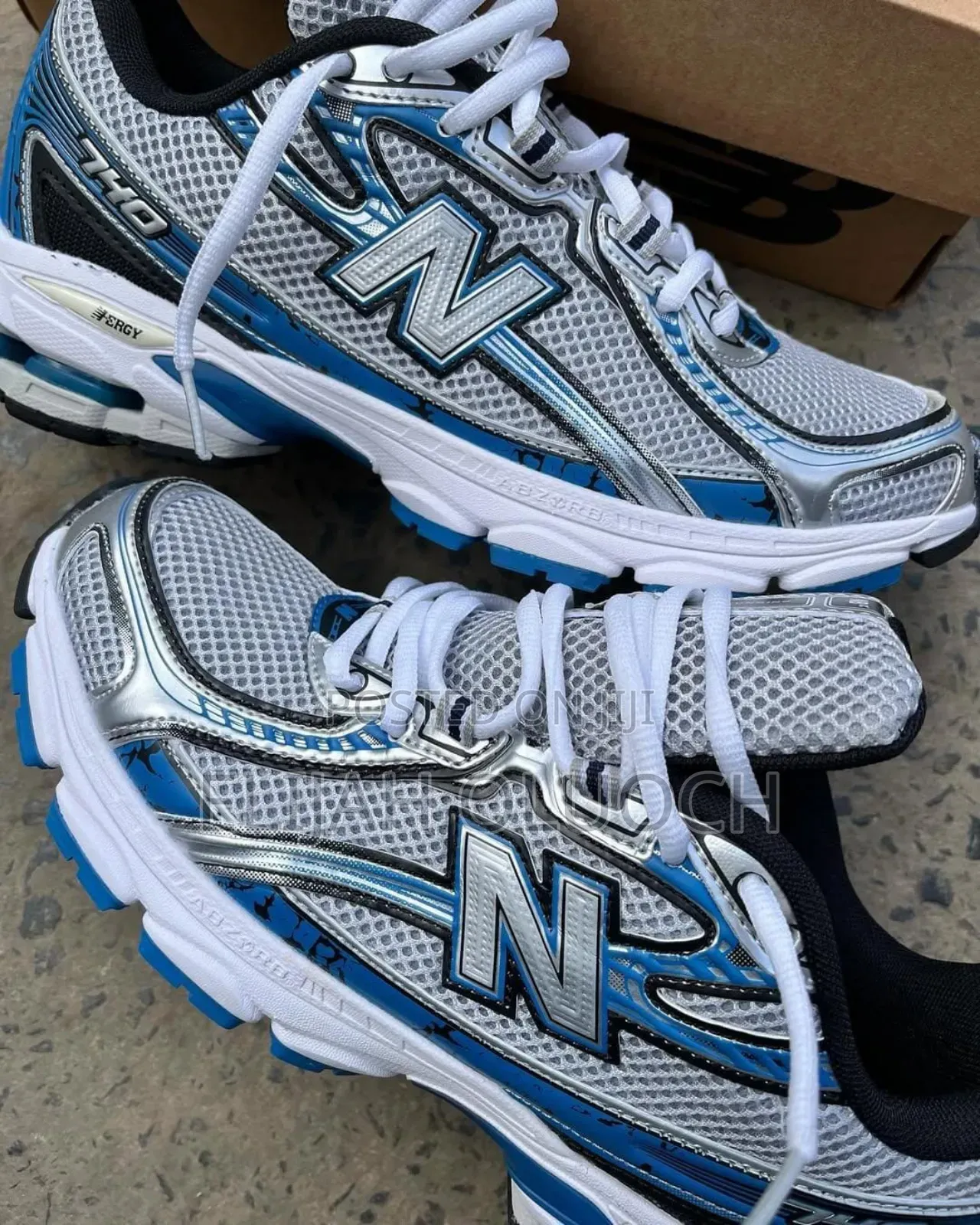 New Balance 740 Silver Blue Trainers