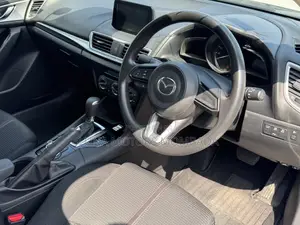 Mazda Axela 2019 White
