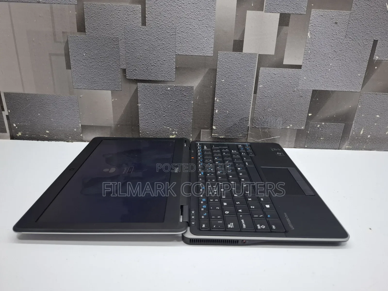 Laptop Dell Latitude E7240 8GB Intel Core i5 SSD 256GB
