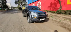 Isuzu D-MAX 2022 Gray
