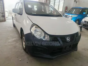 Nissan Advan 2018 White