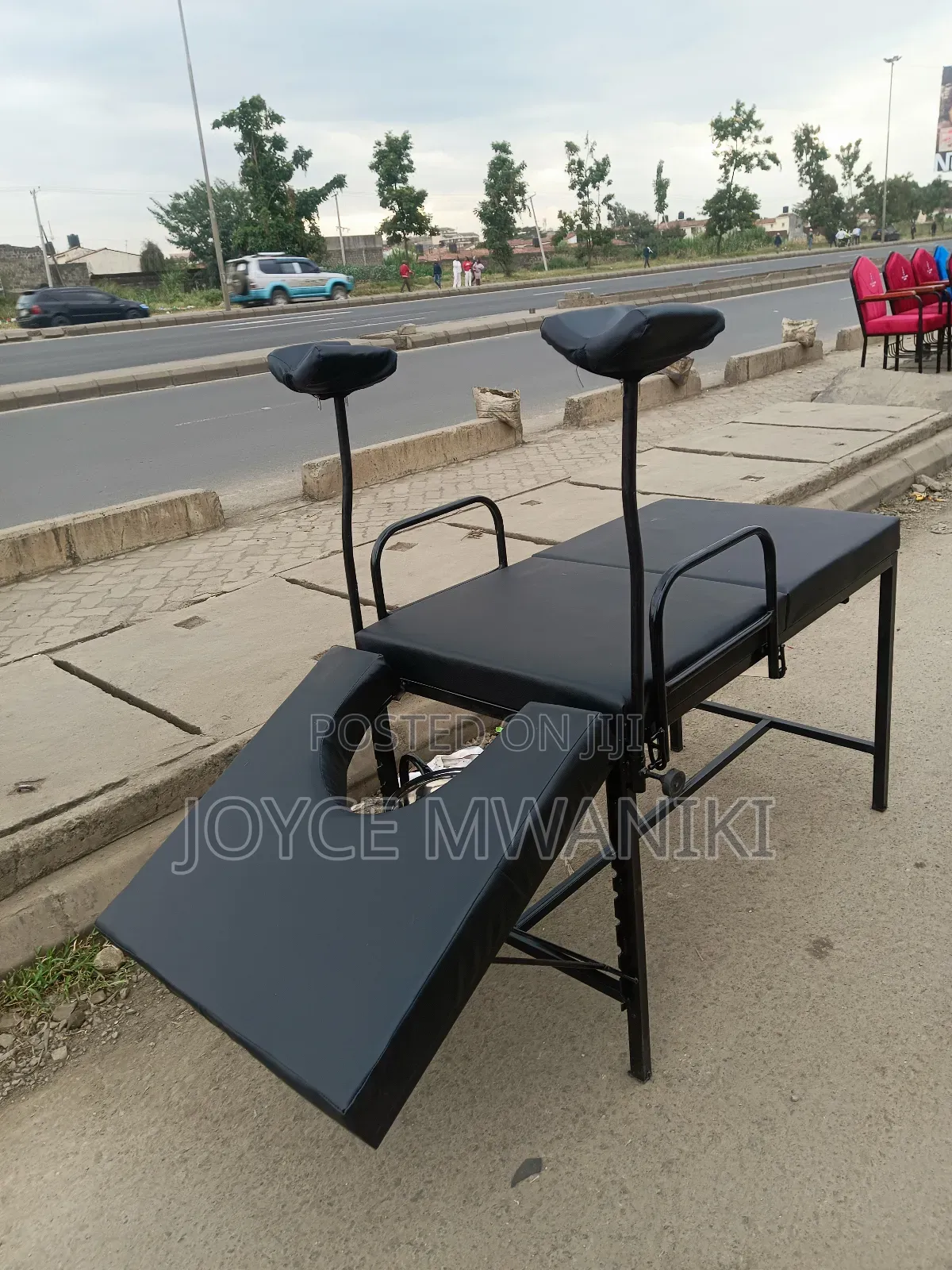 Black Delivery Bed, 