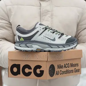 *Nike Acg "All Conditions Gear"* Sizes:40,41,42,43,44,45,46