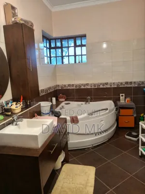 6bdrm Mansion in Muthaiga North for sale