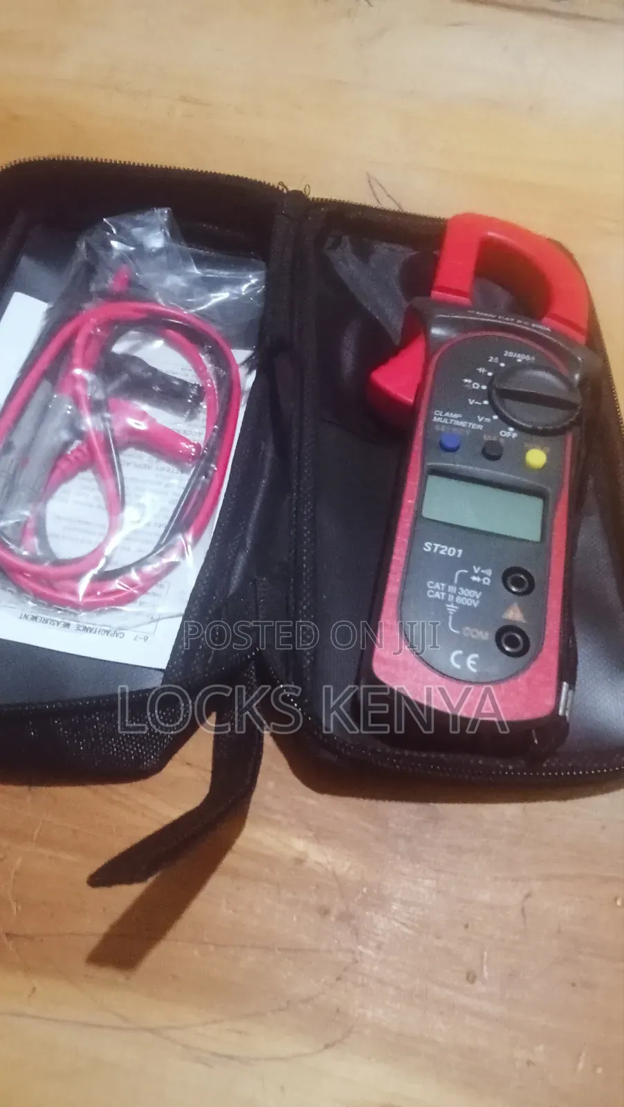 Ac/Dc Current Clamp Meter