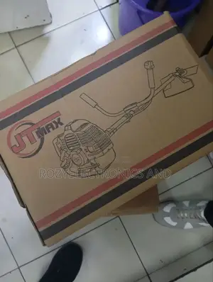 4 Stroke Brush Cutter