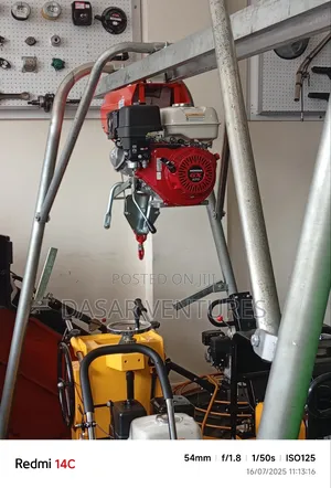 Iroi Concrete Hoist 1tonne - Italian