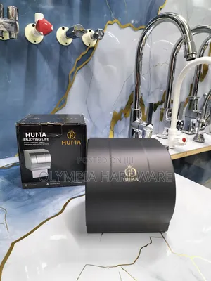 Tissue Holder Black