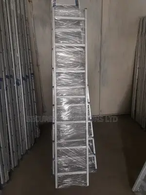 Aluminum Single Ladder With 7 Steps.