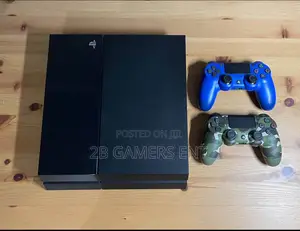 Play Station 4, 2 Pads Perfect Condition