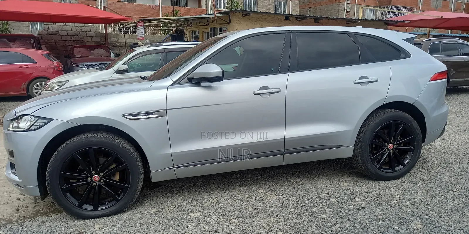 Jaguar F-Pace 2017 Silver