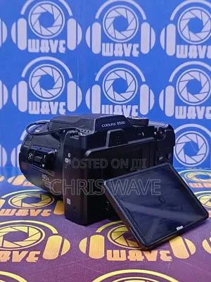 Ex Uk Nikon B500 With Wi-Fi Flip Screen