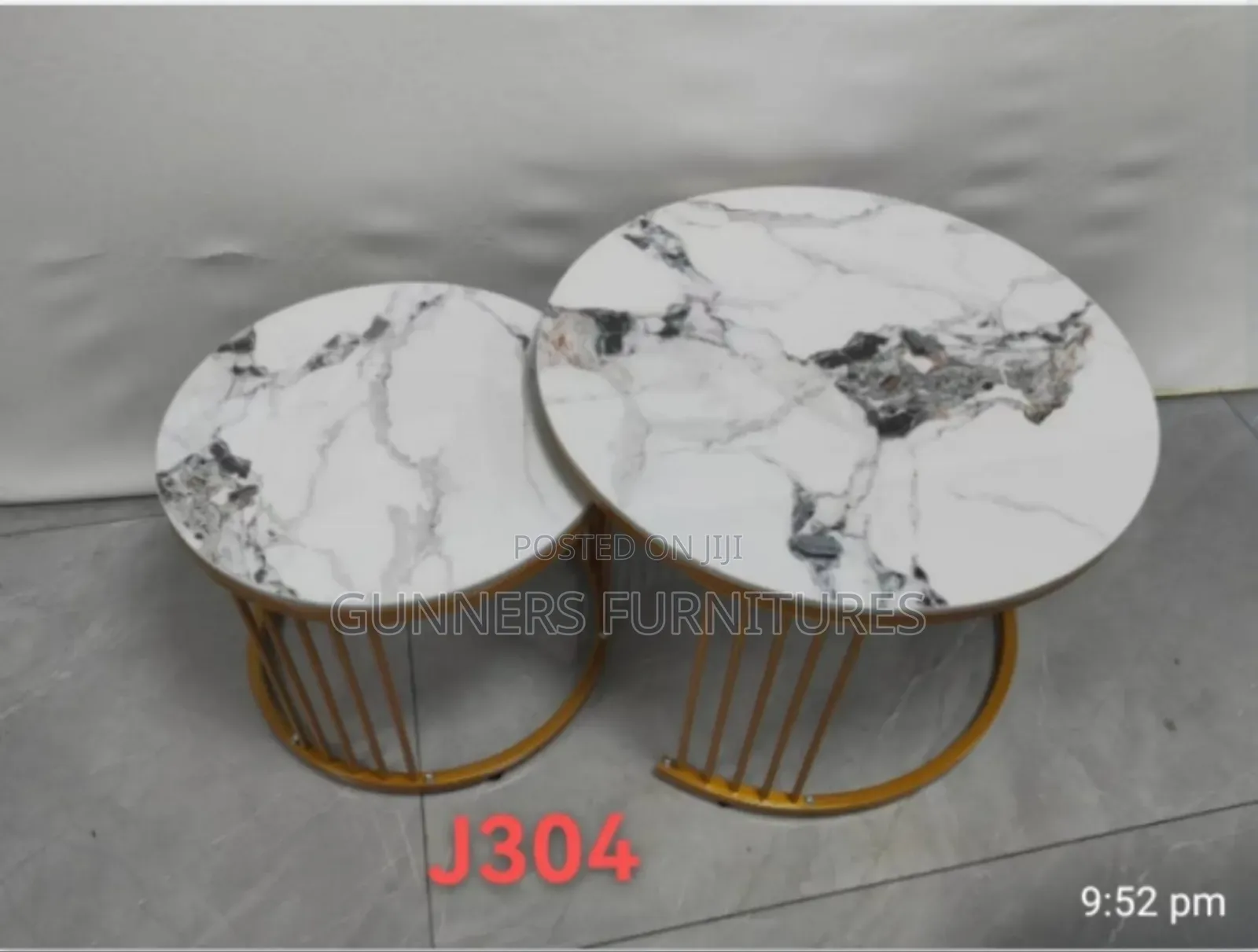 Mmarble Round Tables