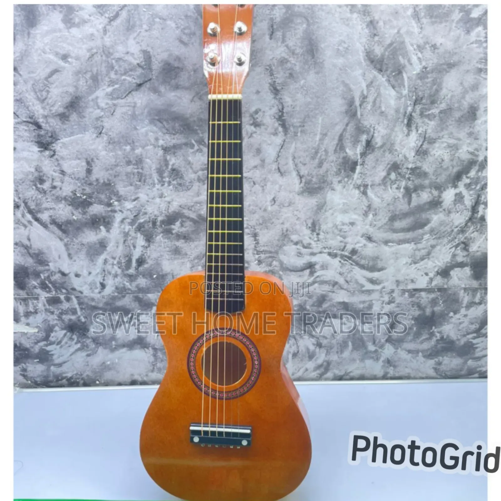 6 Strings Guitar 23 Inches Long