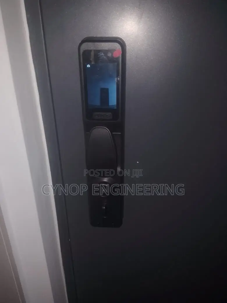Digital Smart Door Lock for Hotels